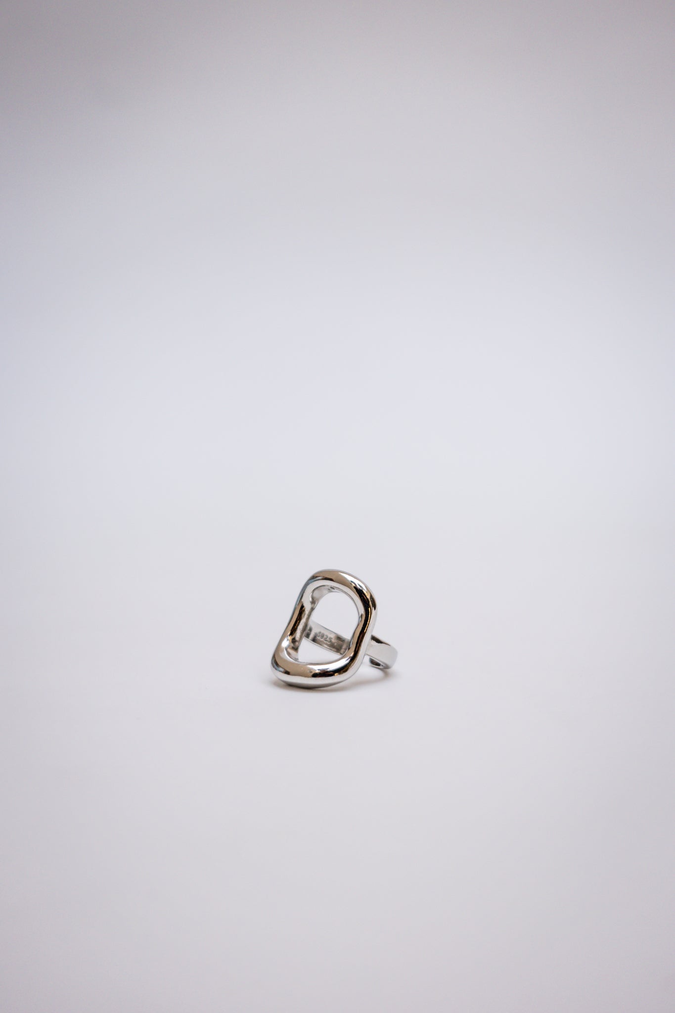 Anillo Hueco Asimétrico Plata