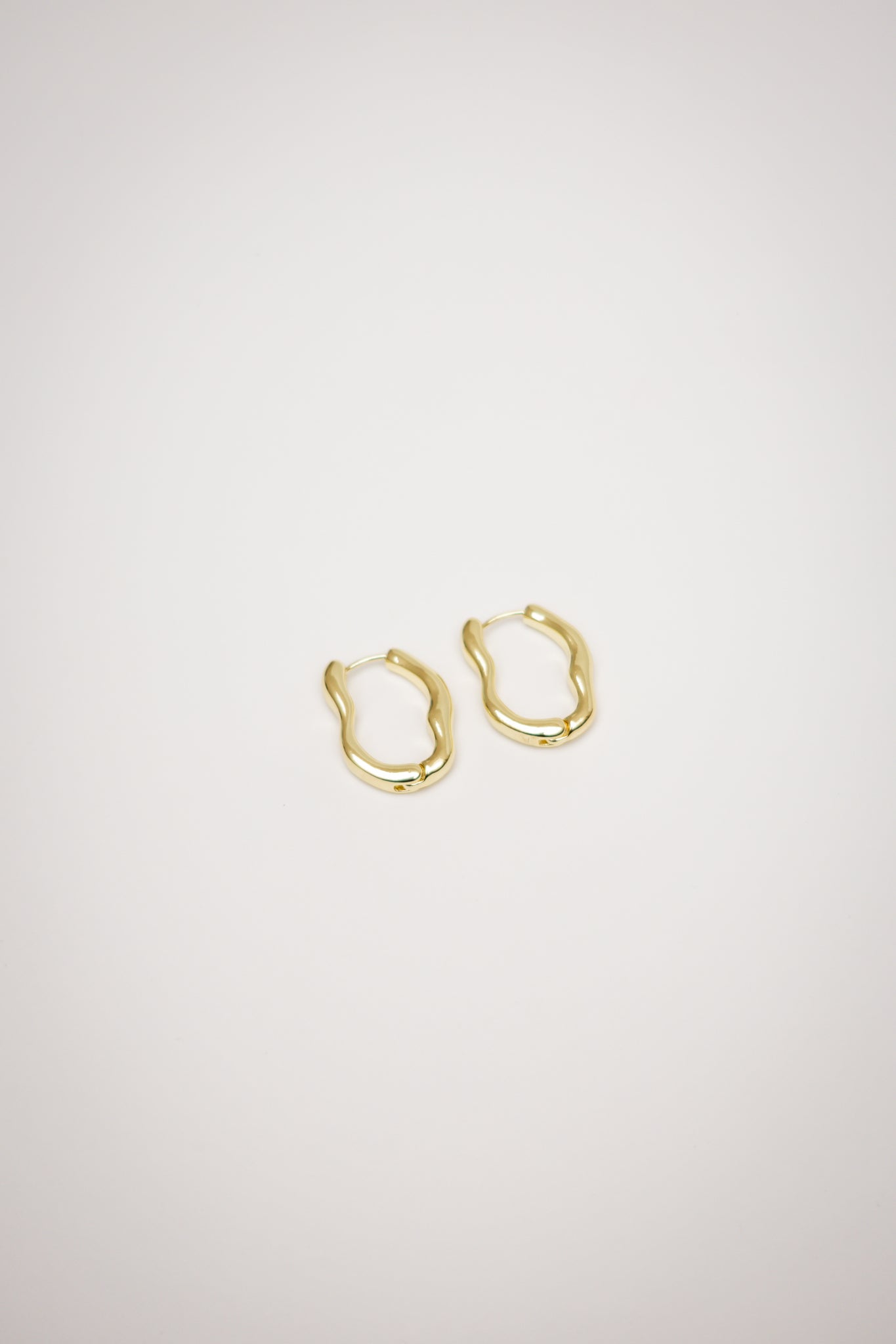 Hoops Wavy Dorados